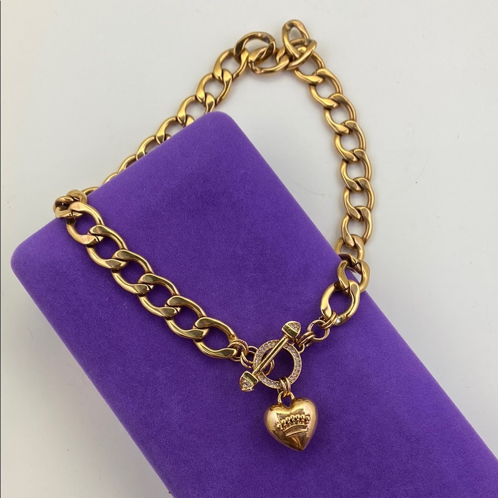 💛 Y2K Gold Juicy Couture Heart Charm Necklace